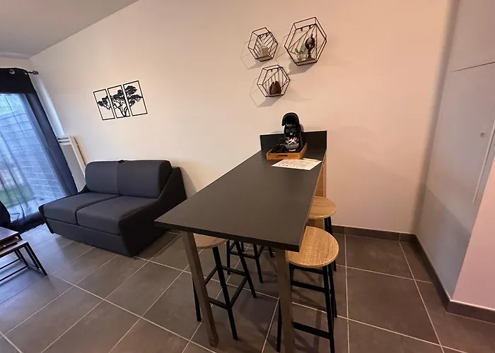 à 500m De La - L ébène - Apartamento *